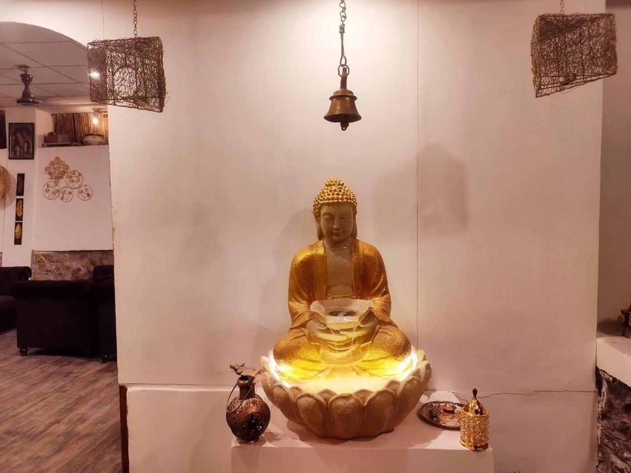 阿斯塔尔水疗度假村 Rishīkesh 外观 照片